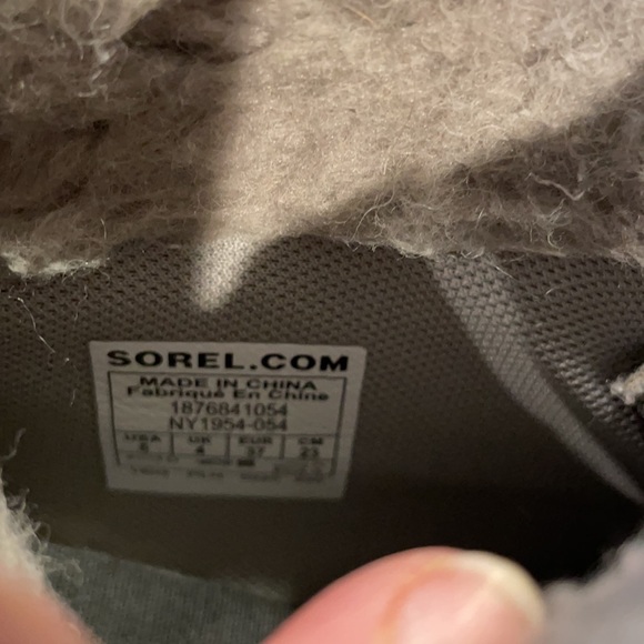 Sorel Duck Boots - Picture 6 of 8